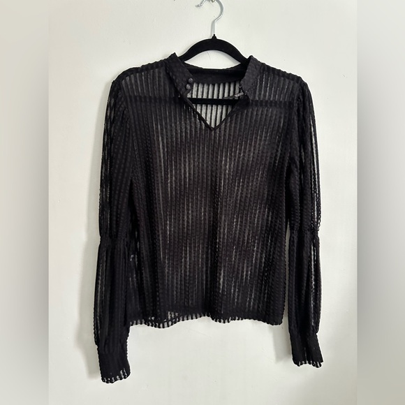 Dynamite Size Medium - Striped High-neck Mesh Longsleeve - Picture 3 of 6